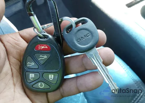 2011 GMC Yukon Xl 1500 Denali z USA, uszkodzony, nr VIN 1GKS2MEF7BR308325